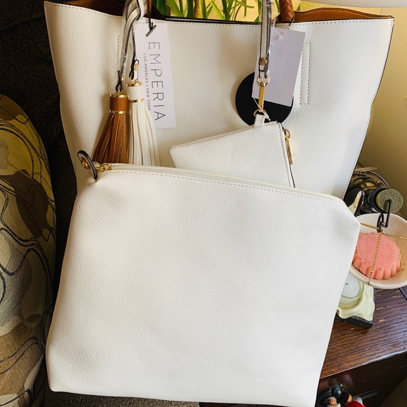 ⛔️SOLD⛔️Emperia genuine soft leather 3 pieces top zip tote - Picture 3 of 16